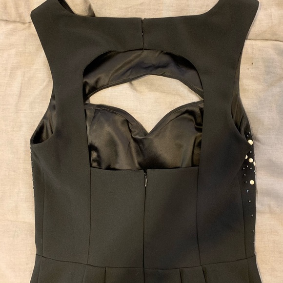 Guess LBD - Picture 7 of 7